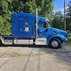 2017 Peterbilt 579