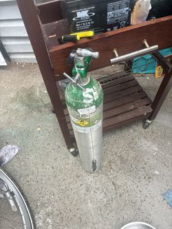 Oxygen With Regulator