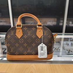 Louis Vuitton Crossbody Purse And Blueberry Purse Different Prices If You Interested Ask Maribel Thank You 