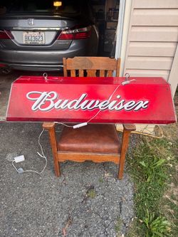 Budweiser Pool Table Light Sign
