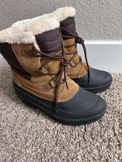 Lands’ End Snow boots, size 7