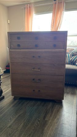 Vintage dresser