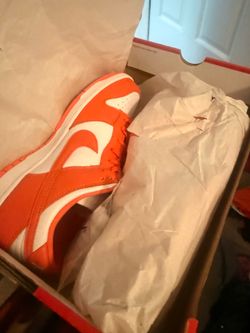 Orange Dunks Brand New 50$ 9.5