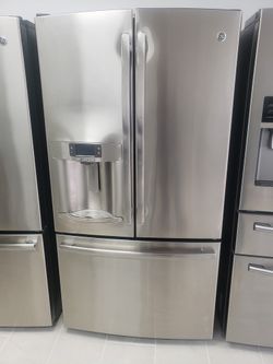 Refrijerador General Electric Y Estufa General Electric De Gas Doble Horno
