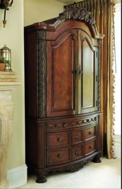 Armoire
