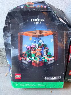 LEGO Minecraft The Crafting Table 21265