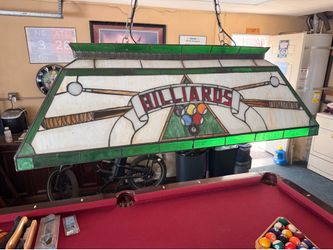 Beautiful Stained Glass ‘Billiards’ Pool Table Light