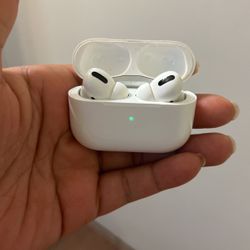 Apple AirPods Pro White