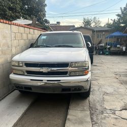 Chevy Tahoe Part Out 