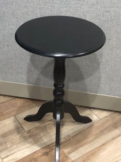 Classic Black Wooden Pedestal Accent Table