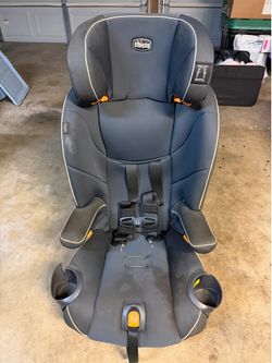 Chicco MyFit Car seat