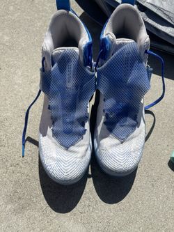 Men Nike Cleats Size 8.5