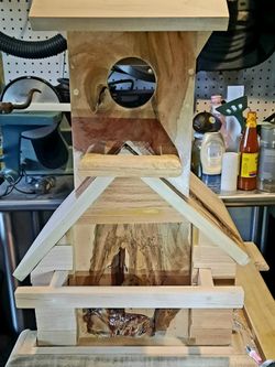 Hardwood maple birdhouse