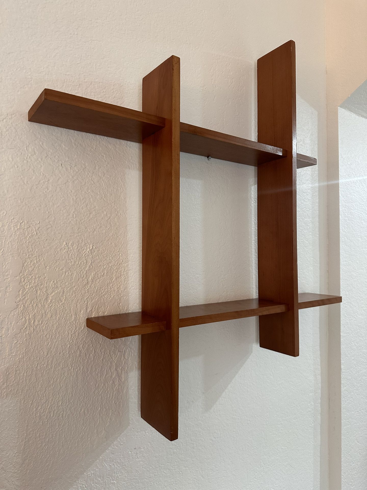Mid Century Modern Stile Solid Wood Shelf