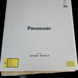 PANASONIC PROJECTOR