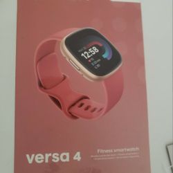 Fitbit Versa 4 - Like New
