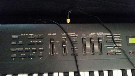 curb Indoors single Rare.........Roland Rogers w50.. great deal for Sale in Saugus, MA - OfferUp