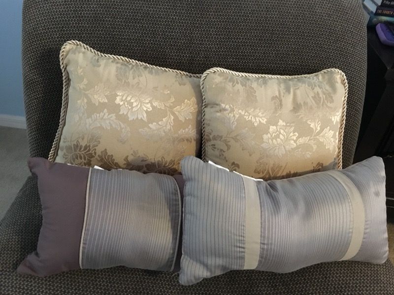 Decorative pillows