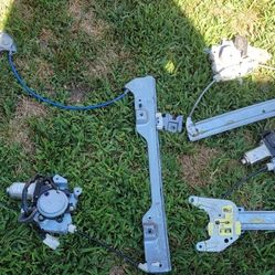 2002-2006 Nissan Altima Window Regulators