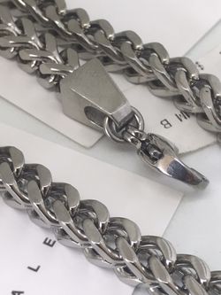 Macy's link chain