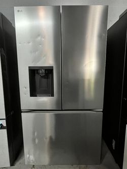 New LG ThinQ Refrigerator 3 doors 27cu. ft water dispenser & Double Ice Machine
