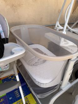 Maxi-Cosi Baby Bassinet