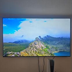 Samsung Crystal UHD U7900F