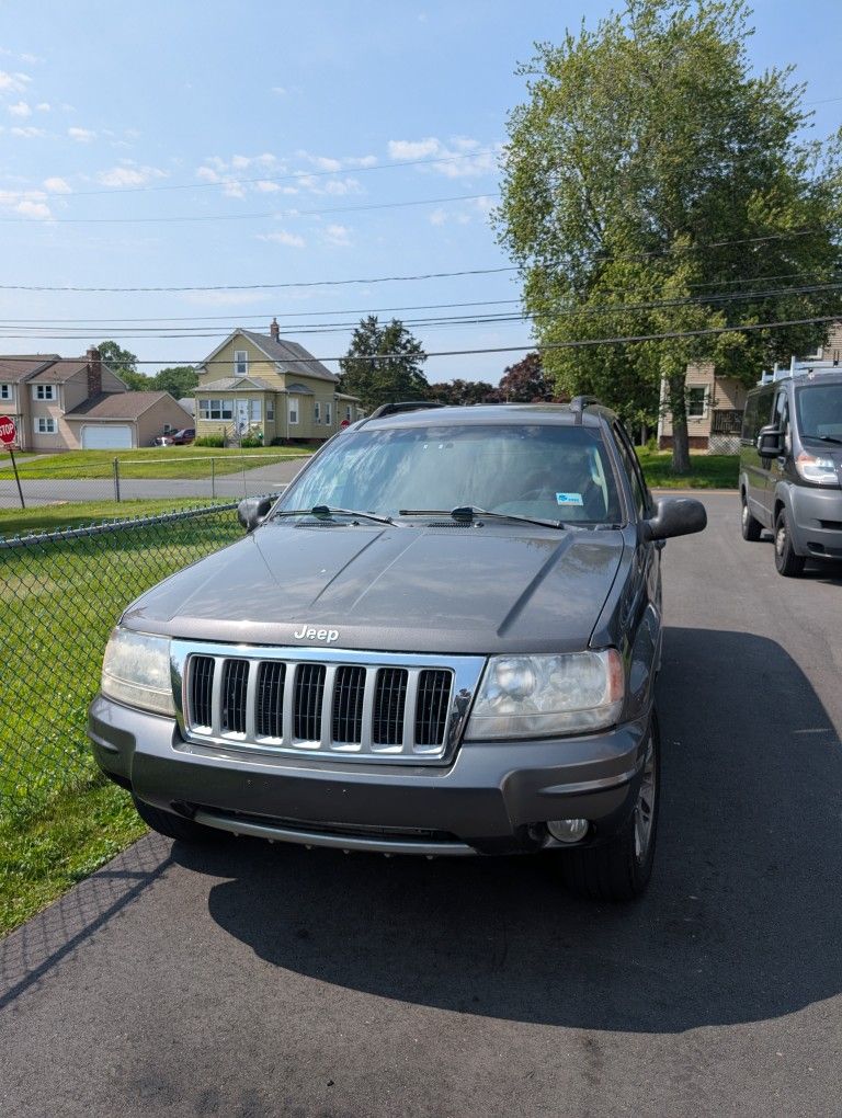 2004 Jeep Grand Cherokee (139K Miles)