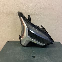 2022 2023 2024 Toyota Tundra Right Headlight 