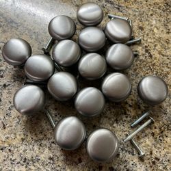 CABINET KNOBS