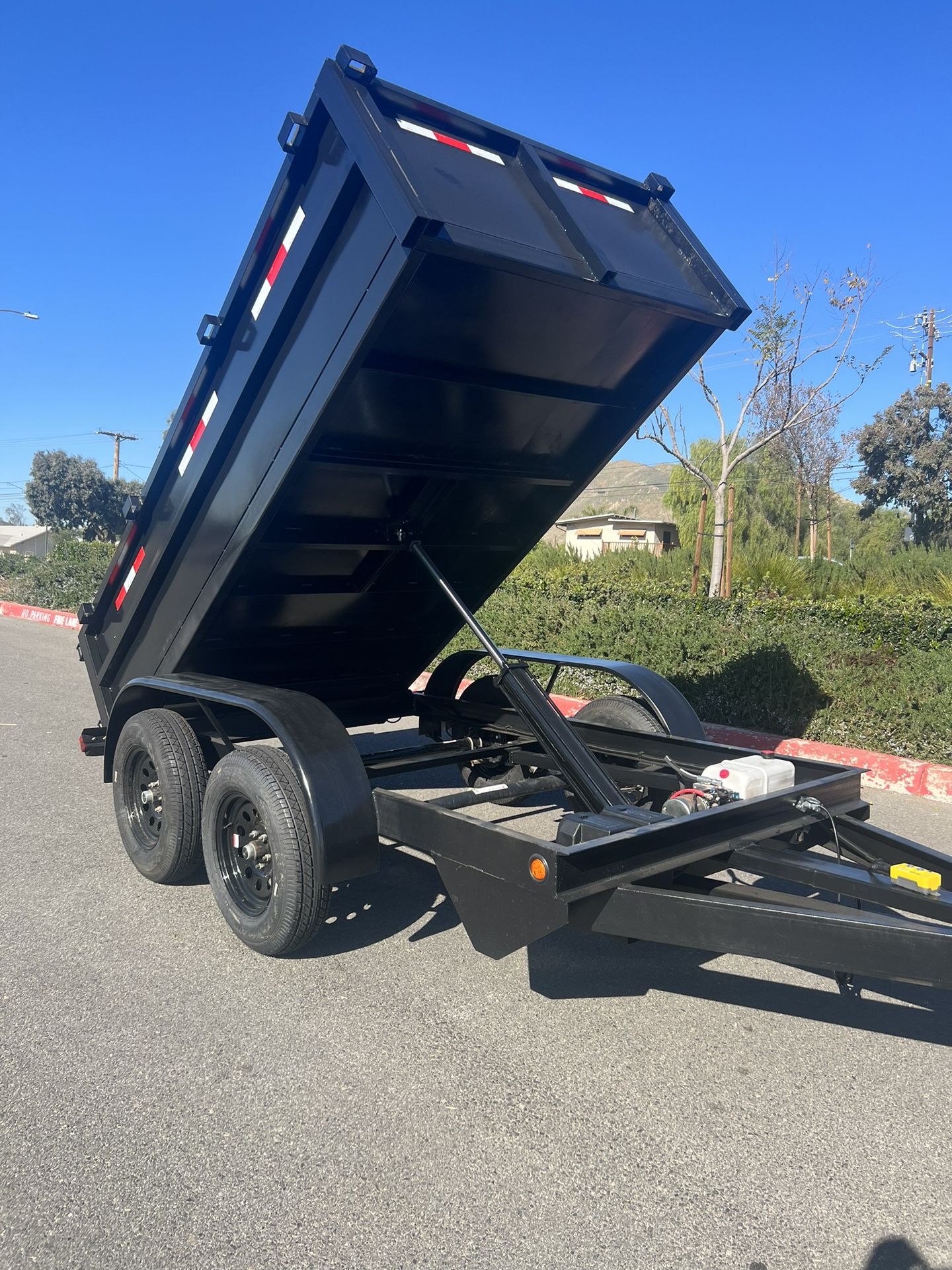 Dump Trailers