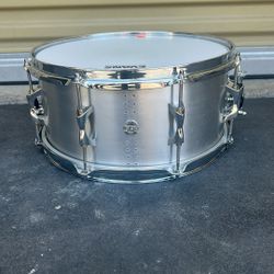 INDe Kalamazoo Series 6.5x14" Aluminum Snare Drum
