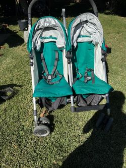 Uppa Baby G- Link double stroller