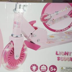 Girls Light Up Scooter