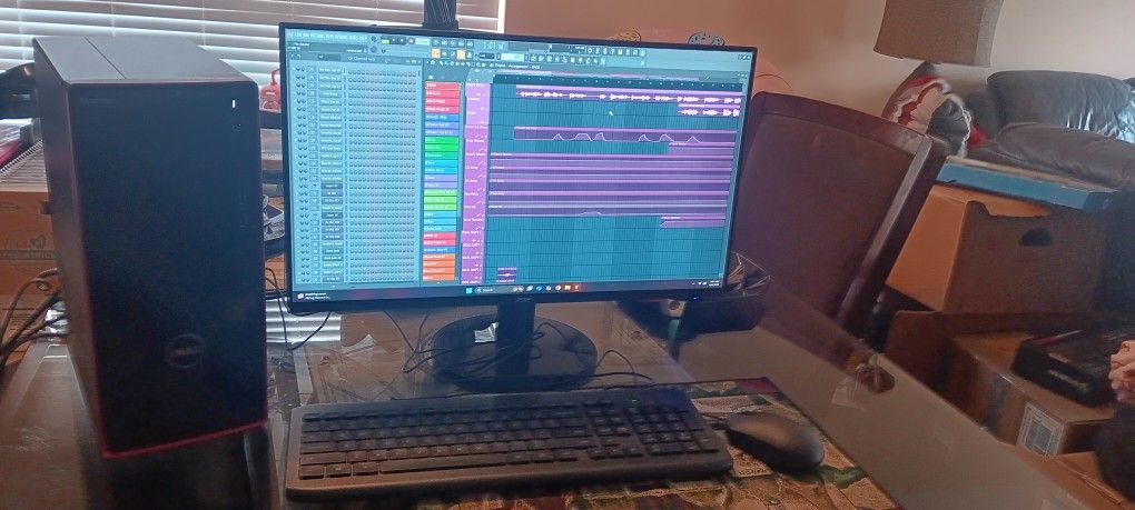 Awesome Recording Studio, Podcast Streaming & Video Editing PC