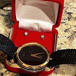 0.1 Ct Diamond 14 K White Gold Earring