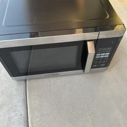Microwave Oven 