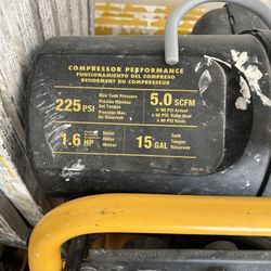 Dewalt 15 Gallons Air Compressor 