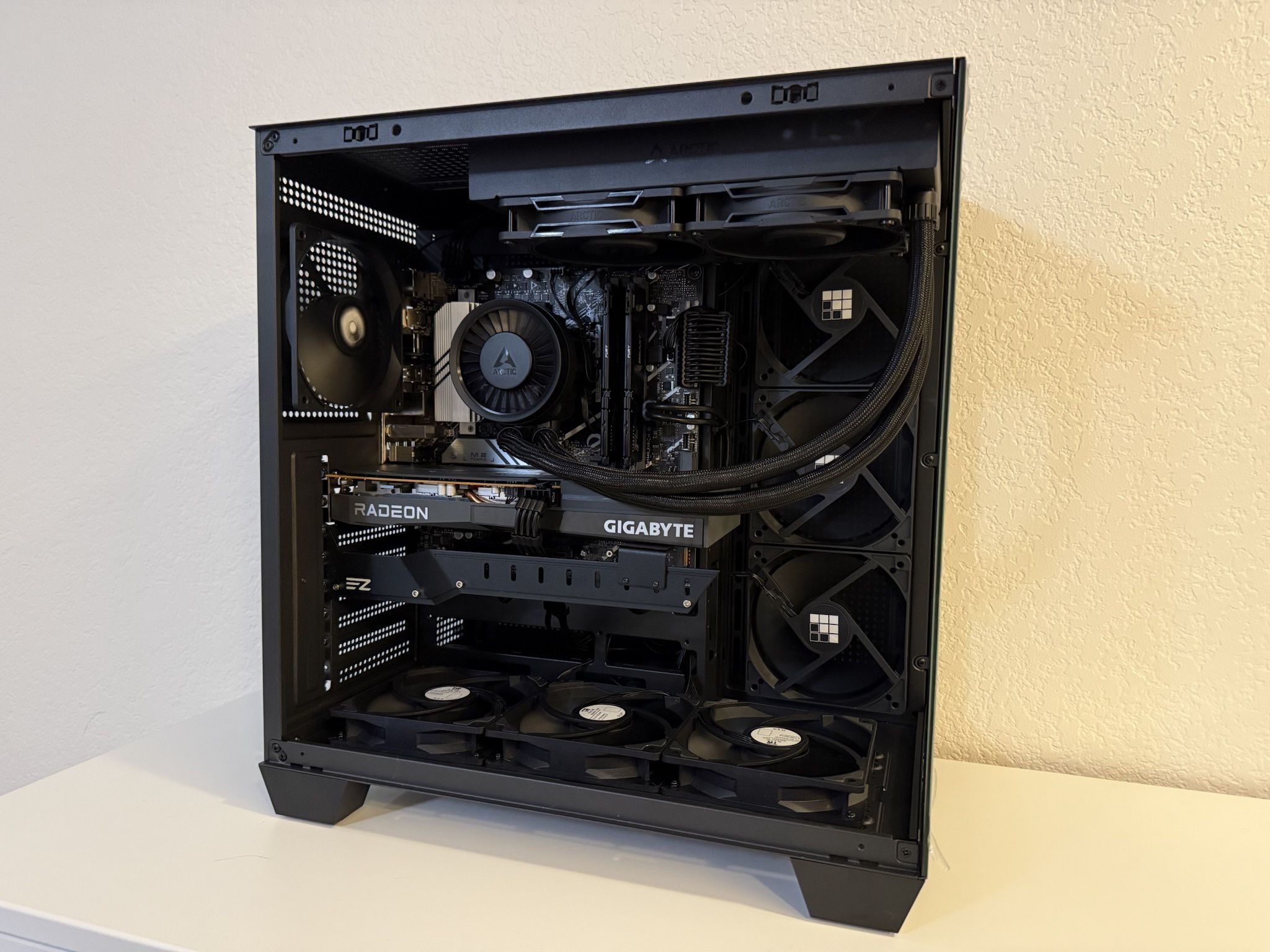 | New Build! | All Black Custom Gaming PC | i3-12100 + RX 6600 OC | DDR5 | Samsung 990 Pro 1 TB SSD