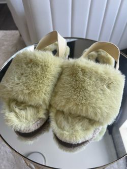 Foux four shoes