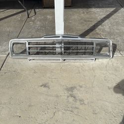 Jeep Grand Wagoneer Grill