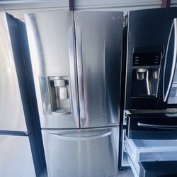 LG Bottom Freezer Workings Properly With 2 Months Warranty 