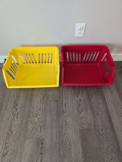 Storage bins