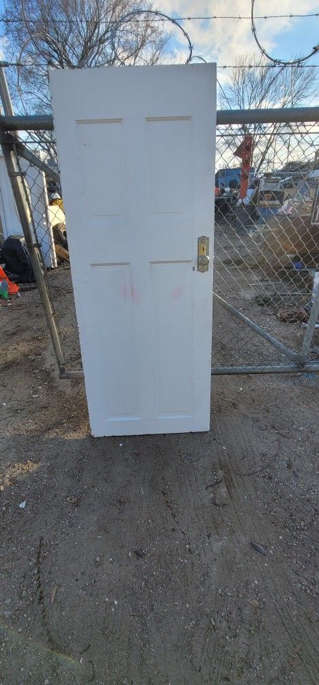 5 Vintage Solid Doors wfdjnjc.com