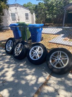 Range Rover 18” wheels and tires
