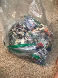 Baseball/football/hockey/basketball cards