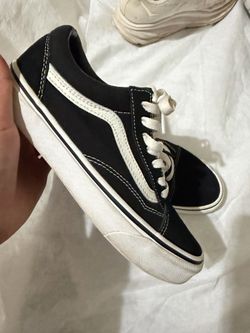 Black classic vans