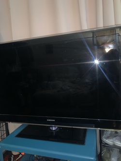 Samsung 46” TV