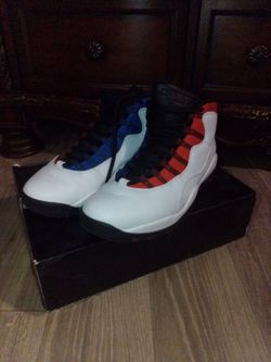 NEW SIZE 10 JORDANS FOR THE LOW