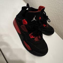 AIR JORDAN 4 Retro RED THUNDER